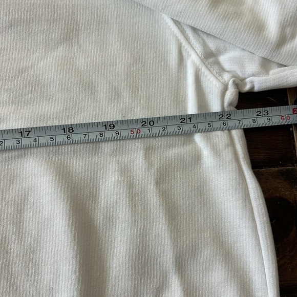 Country Store "Vintage Look" Cardinal Sweatshirt Large - Picture 8 of 8